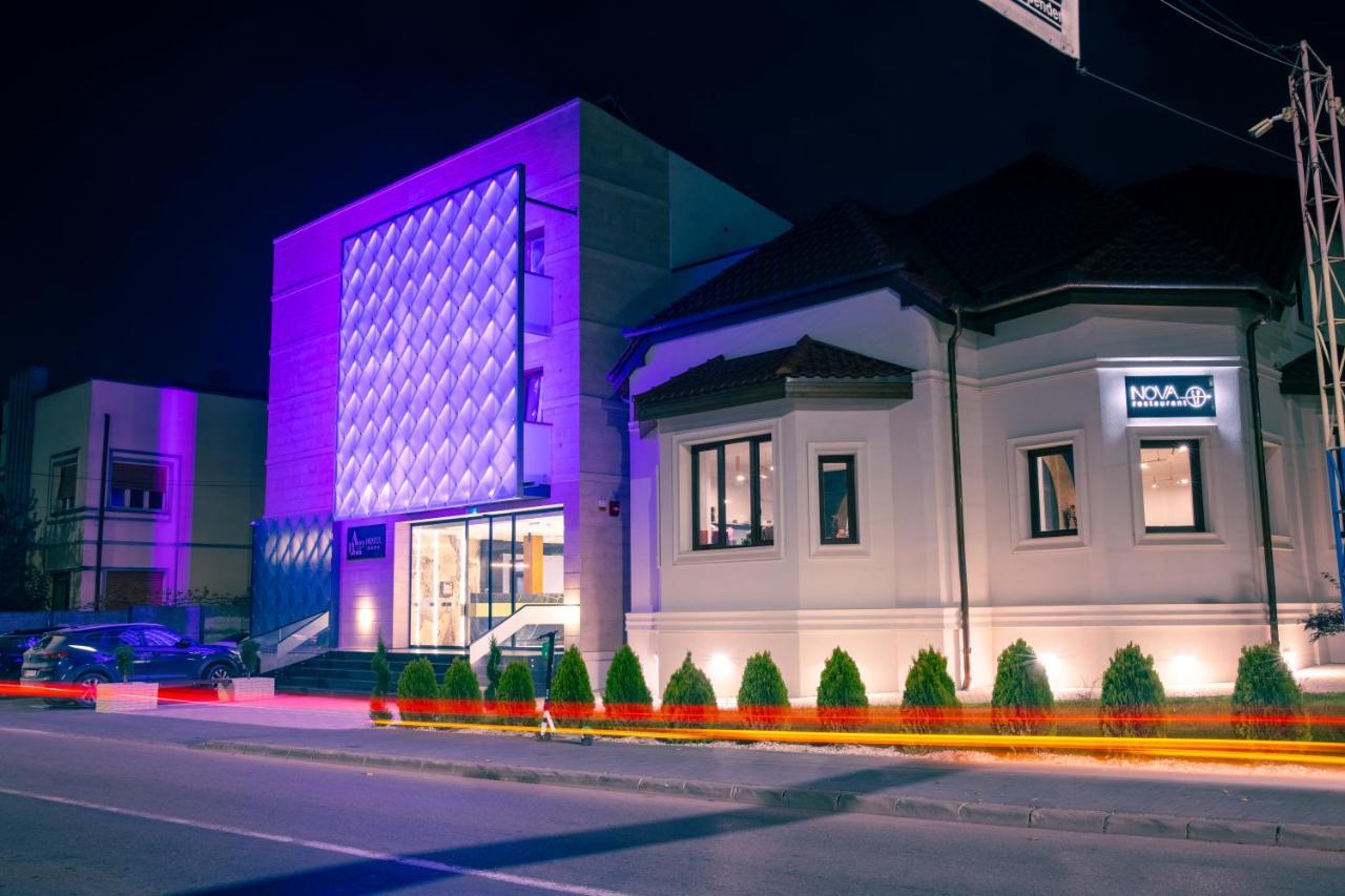 Hotel Aura Unirii Алба-Юлия Экстерьер фото